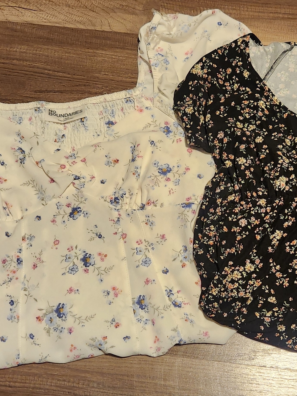 2 Womens No Boundaries Dresses Size Large